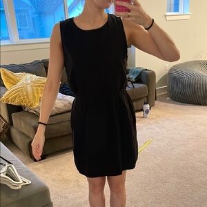 Black Sleeveless Crew Neck Sheath Mini Dress